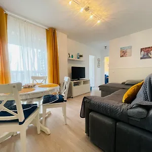 Apartamento Primera Linea De Playa Valdelagrana, El Puerto de Santa María
